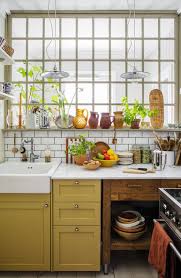 Un Petit Appartement Plein De Plantes Vertes Et De Couleurs Planete Deco A Homes World Interieur Moderne De Cuisine Petit Appartement Choses De Cuisine