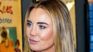 Tine Embrechts vervangt Gert Verhulst als presentatrice op Play4