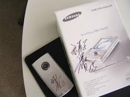 賣全新Samsung E898謝佳賢簽名- SOGI手機王