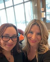 Lisa Koser's Instagram, Twitter & Facebook