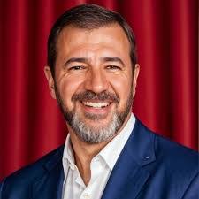 Walter Hampton's Instagram, Twitter & Facebook