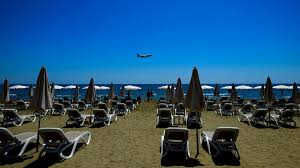Cyprus, officially called the republic of cyprus, is an island nation in the eastern mediterranean sea. Hohe Infektionszahlen Zypern Und Katalonien Werden Risikogebiete Tagesschau De