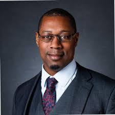 Lloyd Maynard's Instagram, Twitter & Facebook