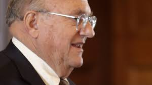 Lawmaker: Black people respond worst to drugs