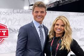 We provide local content and events by moms, for moms in austin. Zach Wilson And Mama Lisa In The Nfl Draft Of Emotional Video New York Latest News