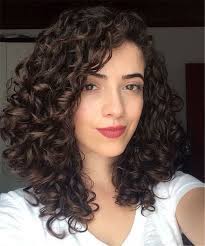 Cute And Pretty Curly Hairstyles To Look Stylish In 2020 Page 43 Of 44 Cute Hostess For Moder Medium Curly Hair Styles Curly Hair Styles Medium Hair Styles