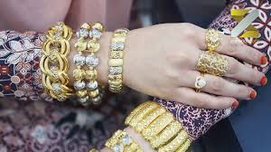Gelang ini sebagai ciri, jika yang bersangkutan sedang proses karantina. Koleksi Baru 02122020 Rantai Tangan Emas Gold Bracelet Cincin Emas Gold Ring Cincin Batu Youtube
