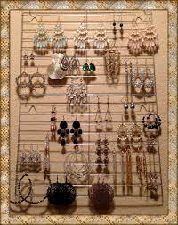 Diy glam jewelry organizer, jewelry display gift idea.easy, inexpensive, glam and functional gift for any occasion using dollar tree and amazon products.this. Earring Organization With Dollar Store Cooling Racks Need Something Like This For Inside O Dollar Store Crafts Dollar Store Diy Organization Dollar Store Diy