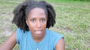 Pinga pyès moun vin di m yo dekouraje paske sa fè lontan y ap ede Ayiti men  peyi a vin pi mal. Ni pa vin di m Ayiti pa p chanje. Se OUMENM KI PA P  CHANJE. Ou pase tout tan w ap mal ede Ayiti se nòmal ...