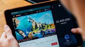 The 9 Best Free Movie Apps To Watch Movies Online In 2020 Iphone Information Movie App In And Out Movie
