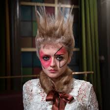 Maisie Williams On Her Mind-Blowing Transformation Into Punk Icon Jordan  For The New Disney+ Show 'Pistol' | British Vogue