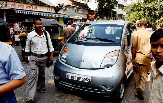 Tata's Nano, the People's Car That Few Want to Buy - The New York Times