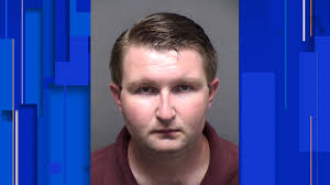Floresville music tutor arrested after internet vigilantes record him  trying to meet minor at San Antonio hotel: affidavit