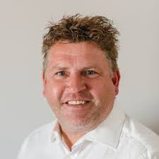 Carla Meuser's Instagram, Twitter & Facebook