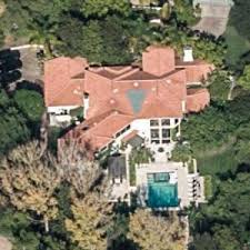 Ca 91356 khloe kardashian bedroom kris jenner kitchen inspired the. The Kardashian Jenner House And Net Worth In Hidden Hills Ca Virtual Globetrotting