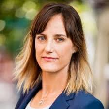 Molly Townsend's Instagram, Twitter & Facebook