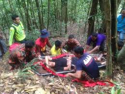 Aktiviti mendaki di bukit payung masih ditutup. Pemuda Parah Jatuh Dalam Gaung Berbatu