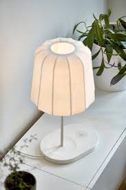 Ikea Lampen Und Tische Mit Qi Ladegerat Ab April