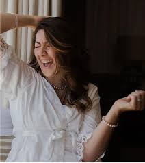 Sacred Silver Linings: Uplifting Stories From Women Who Found the Bright  Side in Dark Times