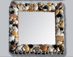 Deniz minareleri , deniz atı ,.hele birde deniz yıldızı buldunuzmu deymeyin keyfimize. Deniz Kabuklarindan Dekoratif Ayna Susleme Fikirleri