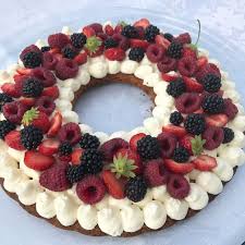 Idee De Recette De Tarte Aux Fruits Rouges Creme Au Citron Tarte Aux Fruits Tarte Fruits Rouges Gateaux Et Desserts