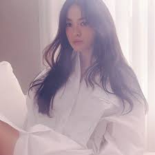 Posted on october 12, 2021 by ockoala. Unveiling Our July Cover Star The Unrivalled South Korean Actress Song Hye Kyo Elle Singapore