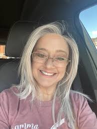 I'll be opening with my 45 min set and all the comics get 3 mins but you  gotta gimme a kiss