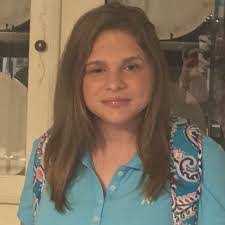 Deanna Maye's Instagram, Twitter & Facebook