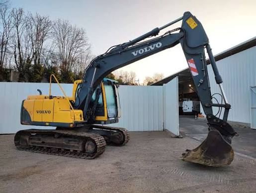 Volvo EC140B LC Excavator