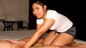 Thai massage girl gives a blowjob finish | Porntrex....