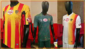 Calcio nelle sue stories di instagram wanda nara ha spiegato come mai il. Ecco Le Nuove Maglie Del Lecce 2020 21 Leccezionale Salento