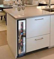 7 bottle mirrored wine cooler
