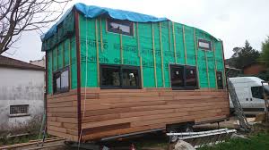 Elle peut donc également investir des terrains non constructibles. Maison Construction Ecologique Sur Roue Nimes Mon Autre Maison