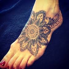 Tattoo Ideas For Womens Ears Arms And Feet Youll Want This Year Tatring