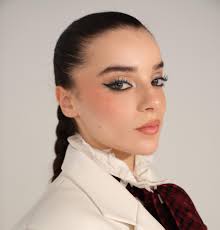 Semiraminta İsmiyle Tanınan Fenomen Yeliz Korkmaz Kimdir? Nerelidir? - Evos  Angels