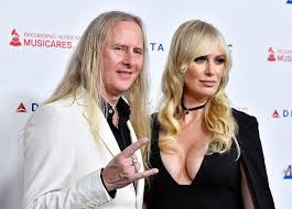 Jerry Cantrell Birthday 6 Pack: Alice In Chains & Beyond - Boston's ROCK  92.9