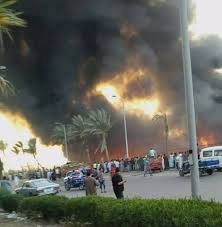 التفاصيل الكاملة وتحقيقات النيابة عن حريق مصنع العبور في الساعات الأولى من صباح اليوم الخميس، تعالت ألسنة اللهب فوق أحد مصانع الملابس بمنطقة الشباب بالعبور بمحافظة القليوبية، لتنذر عن وقوع كارثة. Ø­Ø±ÙŠÙ‚ Ø³ÙˆÙ‚ Ø§Ù„Ø¹Ø¨ÙˆØ± Ø§Ù„ÙŠÙˆÙ… El Obour City Cairo Facebook