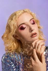 Esme Evans's Instagram, Twitter & Facebook