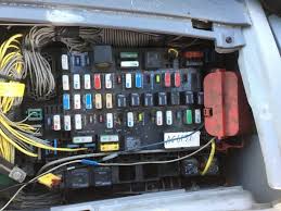 The power distribution box contains high current fuses that protect mercury sable 4th generation fuse box power distribution box the power distribution box is located in the engine compartment. 1999 Freightliner Wiring Fuse Box Diagram Wiring Diagram B93 Authority