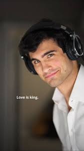 A little surprise for my friend who just dropped this BANGER. Go check out  @soundoflavender and his new single 'Icarus'. The Mona Lisa saved it to her  playlist and you should too. . . . #