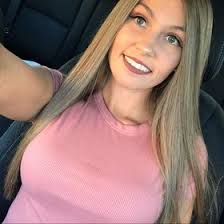 Ashley Meeks (meeksxo)