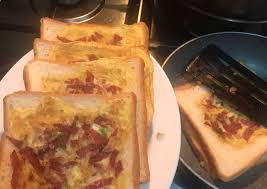 Kalau mampir ke toko bahan kue yang satu ini, pasti lihat ada toast is called roti bakar in indonesia. Recipe Delicious Roti Bakar Slice Beef Simple Ala Bunvan