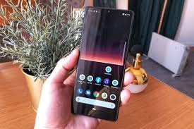 Test Sony Xperia L4 : un smartphone ...