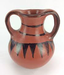 Native American Vintage Maricopa Pottery Vase By Barbara Etsy Native American Pottery Pottery Vase Ancient Pottery