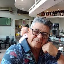 Para disfrutar la vida, no necesitas de riquezas ni tesoros, disfruta de lo  que Dios te da a diario, SALUD, VIDA Y AMOR, esa es la riqueza más grande.