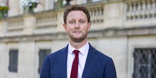 Le sérum est utilisé dans ce pays pour tout le monde, y compris les plus de 65 ans alors même que. Clement Beaune Europe After Covid United Europe