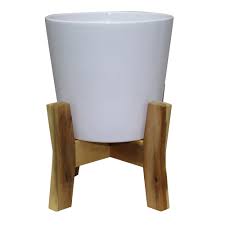 With the list of 32 fun and functional diy pallet and wood planter box ideas below, you can spice up your porch or yard in just a few hours. 8 Contemporary Planter With Table Top Stand Southern Patio