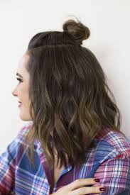 Louise Roe The Perfect Half Top Knot Hairstyle Ideas For Spring Front Roe Half Bun Hairstyles Short Hair Top Knot Top Knot Hairstyles