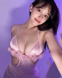 생일 맞이 방송 했던 BJ 미래 - 웃긴자료 ‥‥‥‥‥、 - 도탁스 (DOTAX)