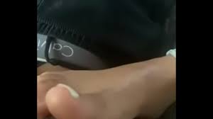 Footjob from ebony friend - XNXX.COM